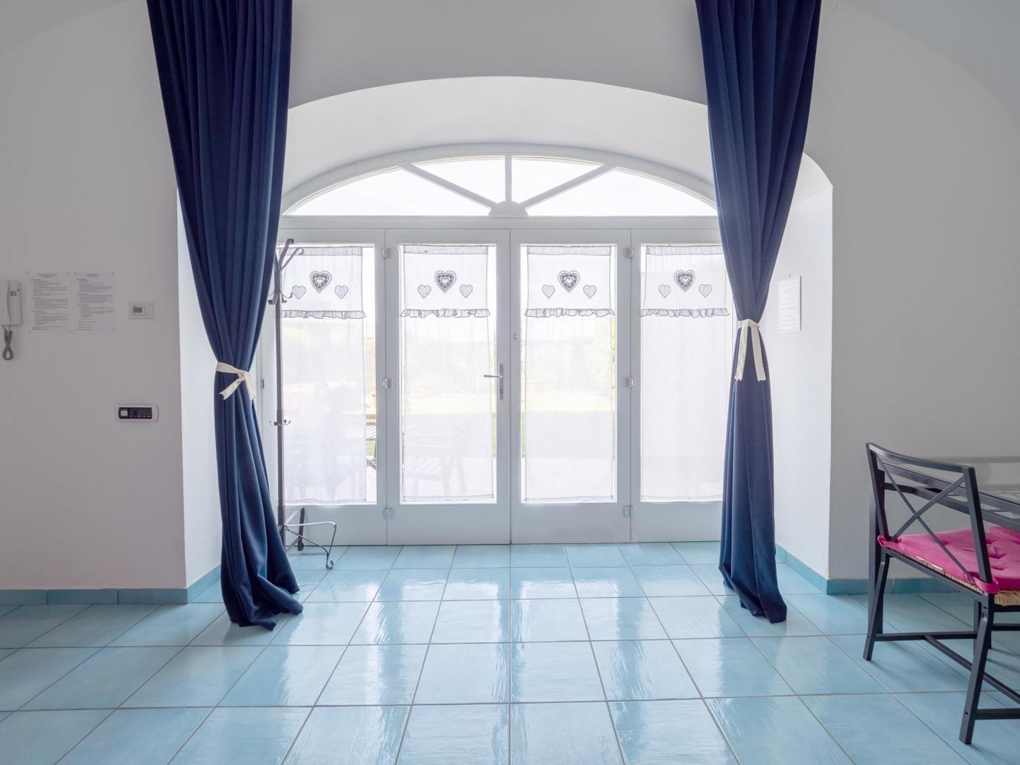 Апартаменты Antica Residenza La Vela Мета Номер фото