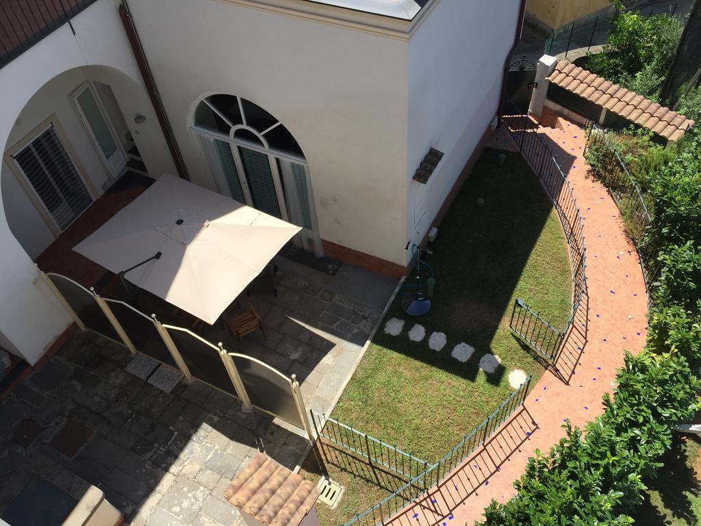 Апартаменты Antica Residenza La Vela Мета Номер фото
